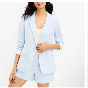 Ann Taylor AT LOFT seersucker blazer size 0 jacket small xs blue white striped